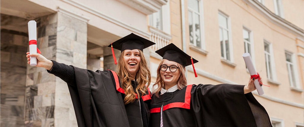 5 Key Differences Between a Graduate Diploma and a Master's Degree